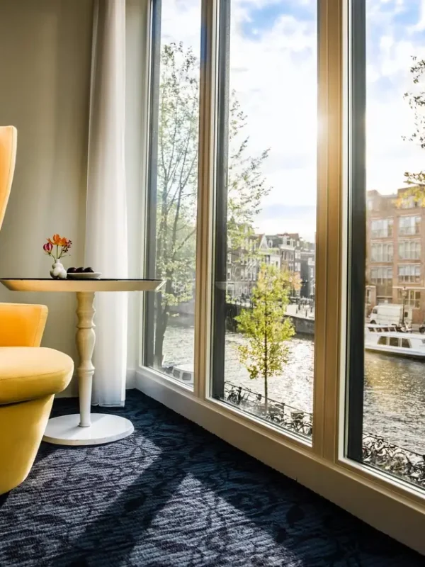 hotels in amsterdam
